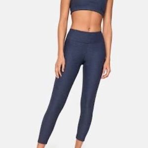 Outdoor Voices 3/4 Warm Up Leggings